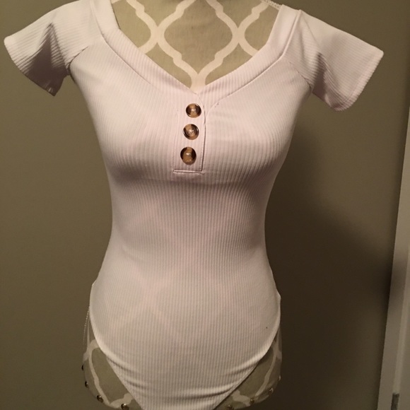 Blouse - Picture 2 of 5